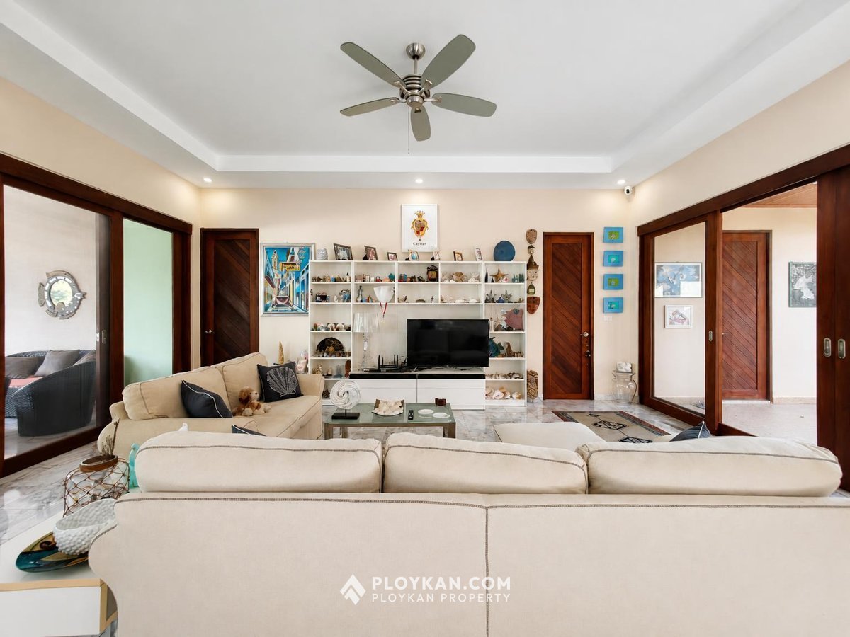 Luxury Pool Villa in Sam Roi Yot for Sale