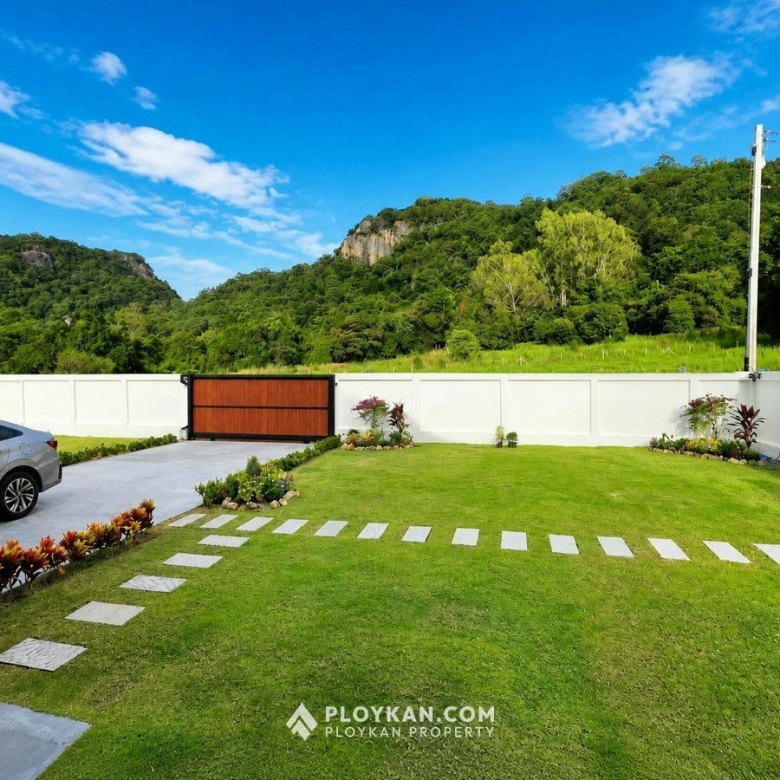 3 Bedroom House in Khao Tao for Sale