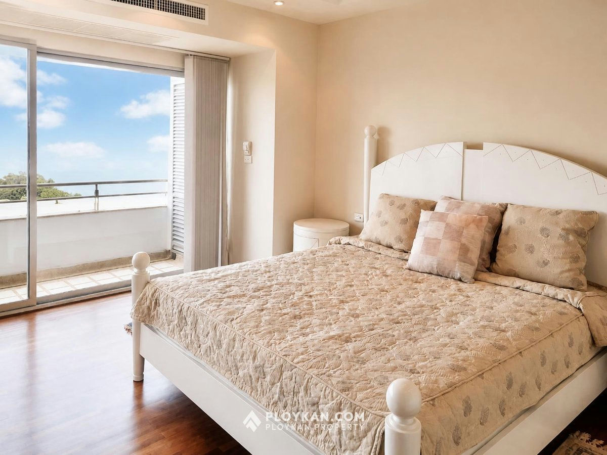 3 Bedroom Condo in Baan Haad Hua Hin for Sale