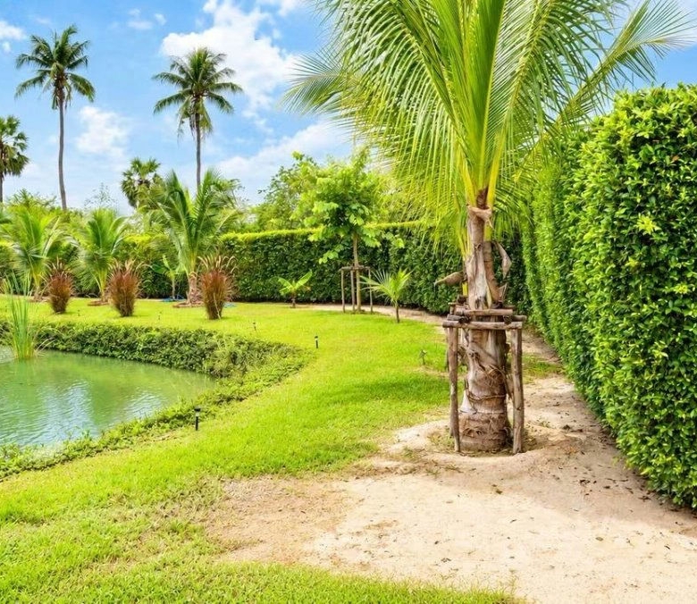 Private Home with Garden in Hua Hin Soi 70 for Sale