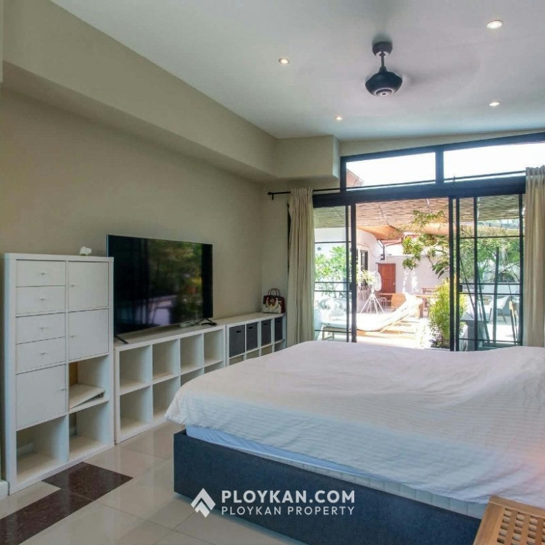 Fully Renovated Pool Villa for sale in Hua Hin Soi 116